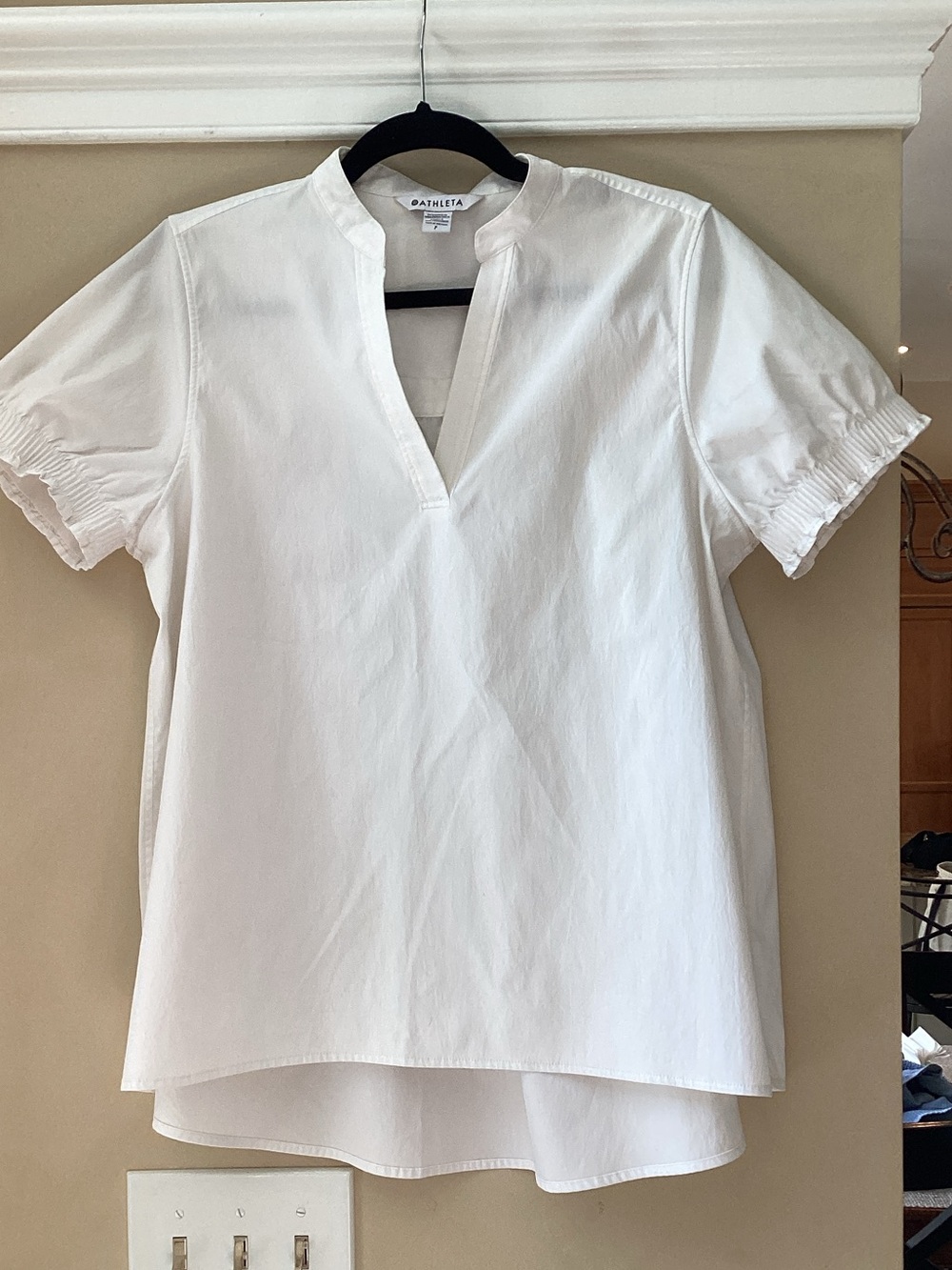Athleta White Split V-Neck Short Sleeve Tunic